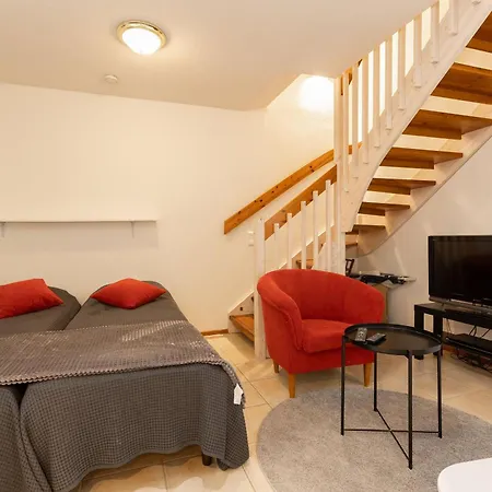 Hiihtaejaenkuja 5 B 3 Visit *