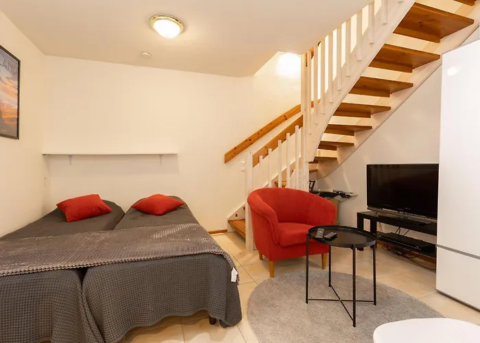 Hiihtäjänkuja 5 B 3 Visit *